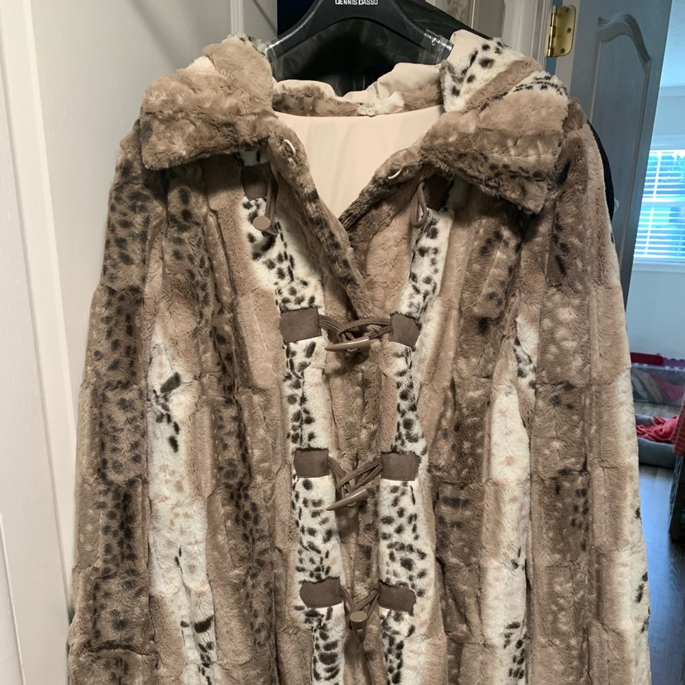 Dennis Basso Snow Leopard Reversible Jacket